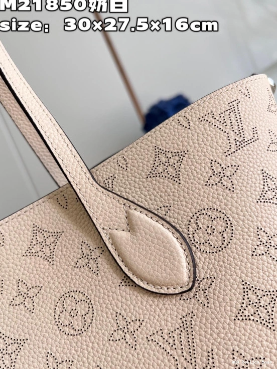 Aaa replica ru VUITTON LOUIS BLOSSOM MM 0802